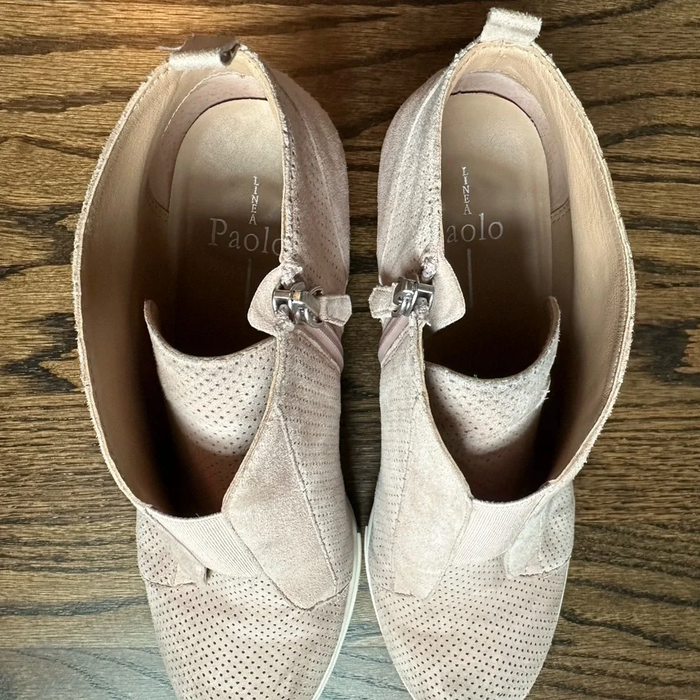 Linea Paolo - Anna Perforated Wedge Sneakers - Blush color size 8.5 - Picture 3 of 5